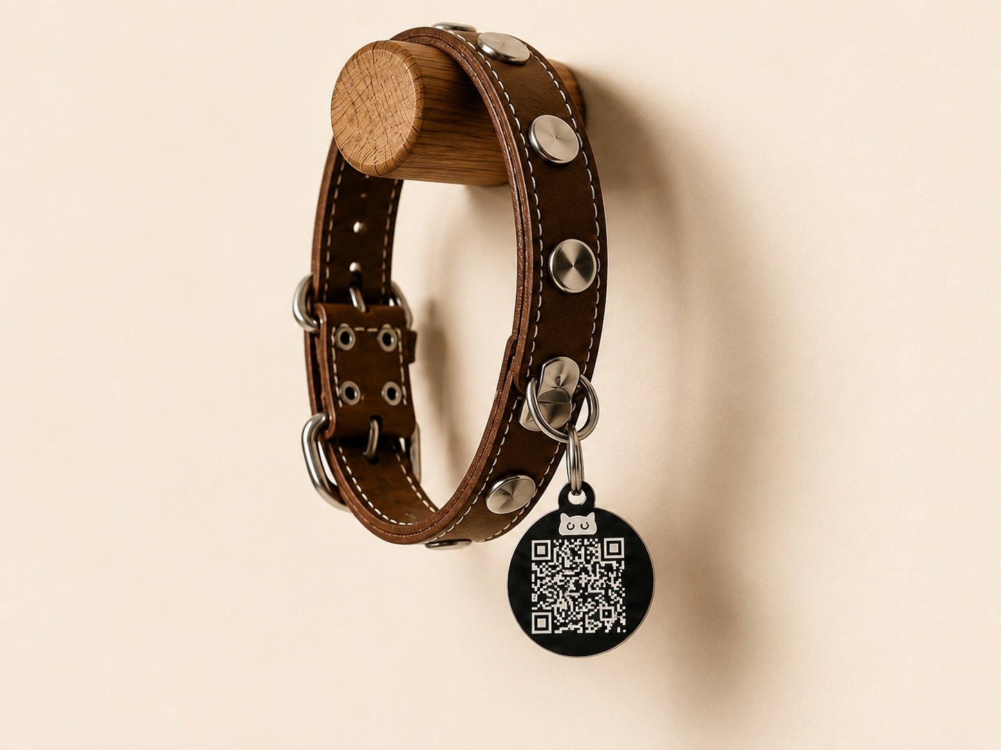 Collar para mascota con placa QR